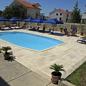 Apartman Olga, Rab Town